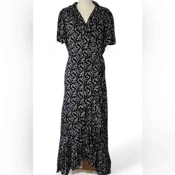 Effortless Floral Wrap Dress